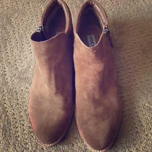 Steve Madden Suede Zip Bootie, 9